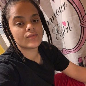 Meet your Posher, Abigail